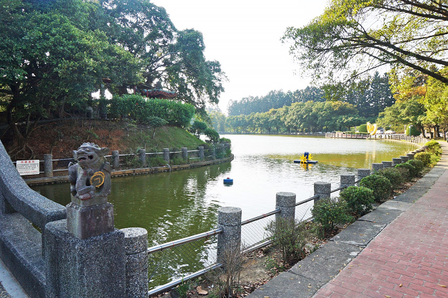 長庚大學旁的著名景點:志清湖